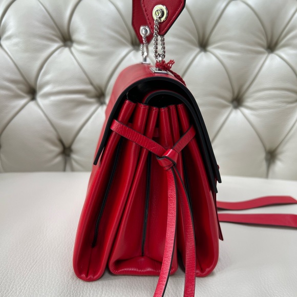 New Valentino LOVE V Ring Lipstick Red Leather Shoulder Bag Sold Out - Picture 5 of 13
